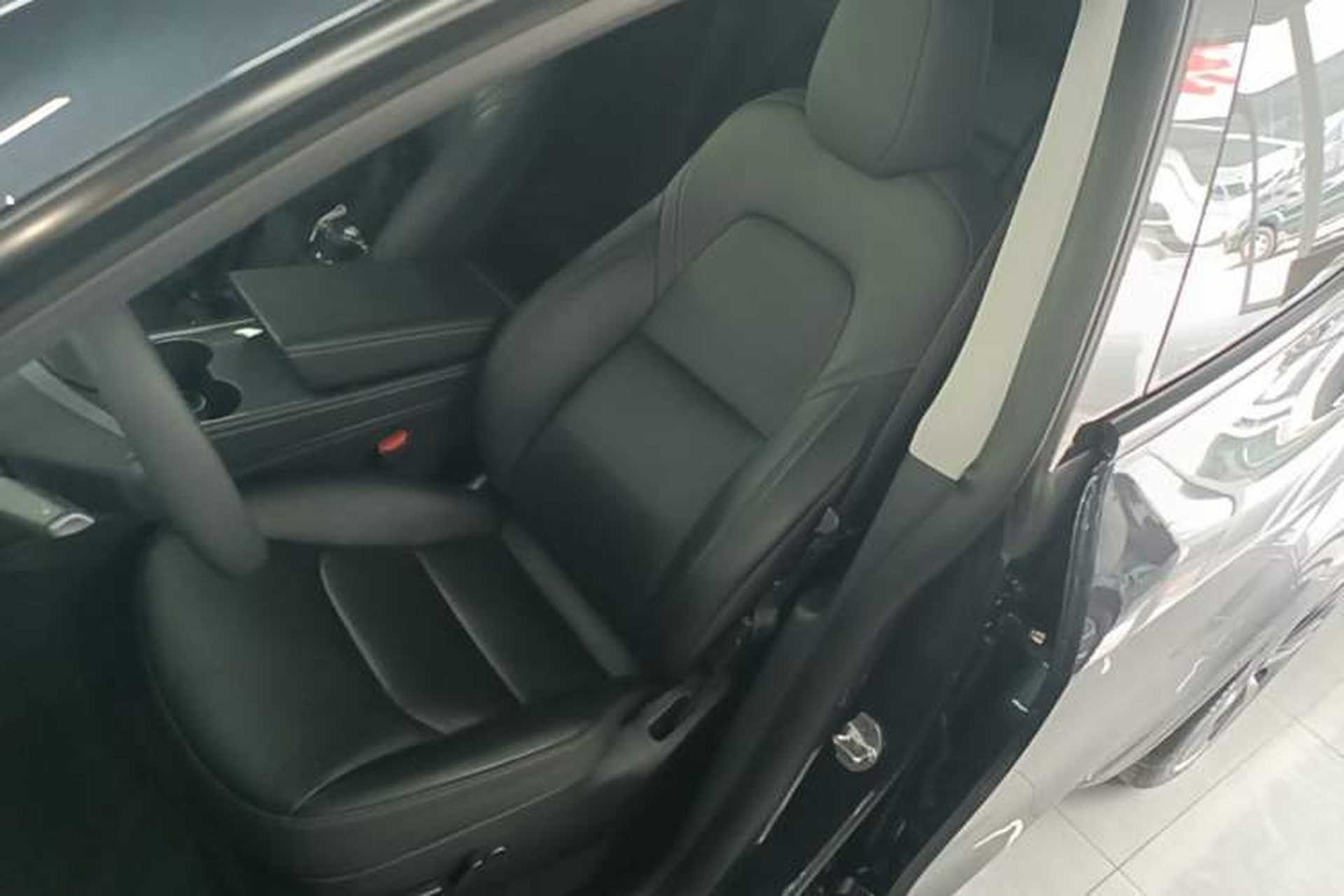 Used Tesla Model Y 2024 Rear-Wheel-Drive Version Left Front Seat