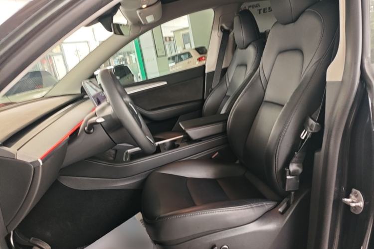 Used Tesla Model Y 2024 Rear-Wheel-Drive Version Left Front Seat