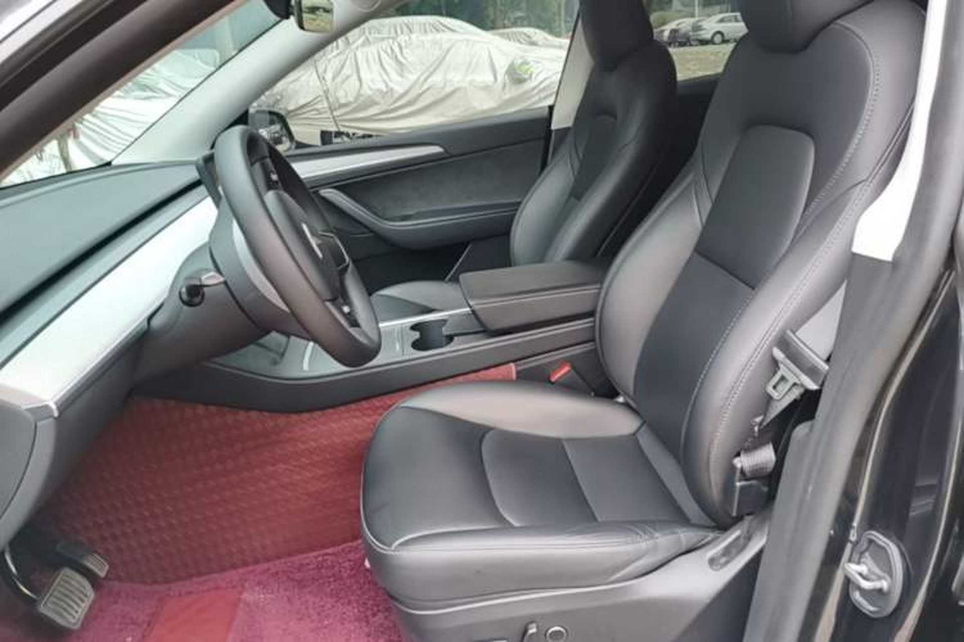 Used Tesla Model Y 2024 Rear-Wheel-Drive Version Left Front Seat