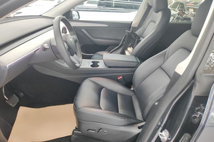 Used Tesla Model Y 2024 Rear-Wheel-Drive Version Left Front Seat