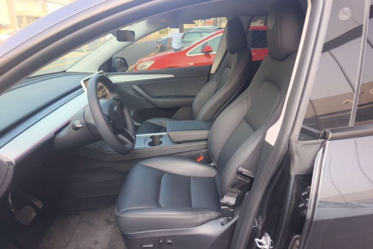 Used Tesla Model Y 2024 Rear-Wheel-Drive Version Left Front Seat