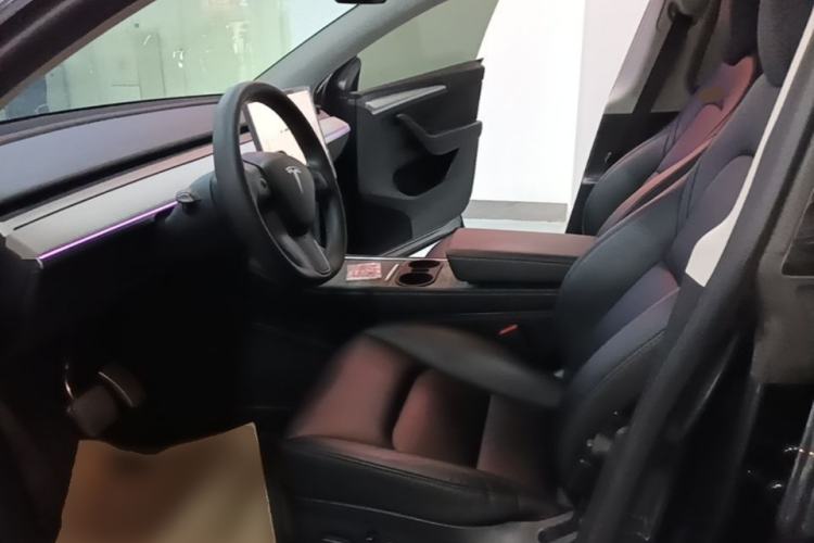 Used Tesla Model Y 2024 Rear-Wheel-Drive Version Left Front Seat