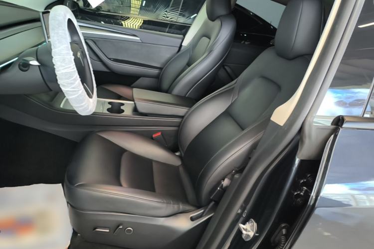 Used Tesla Model Y 2024 Rear-Wheel-Drive Version Left Front Seat