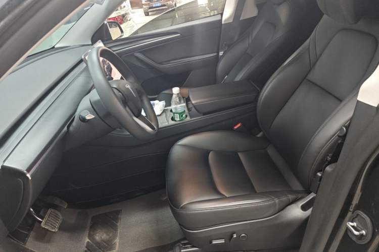Used Tesla Model Y 2024 Rear-Wheel-Drive Version Left Front Seat