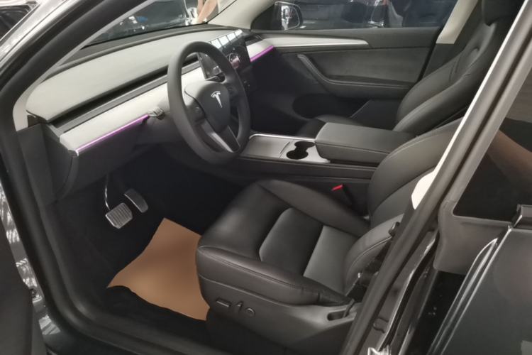 Used Tesla Model Y 2024 Rear-Wheel-Drive Version Left Front Seat