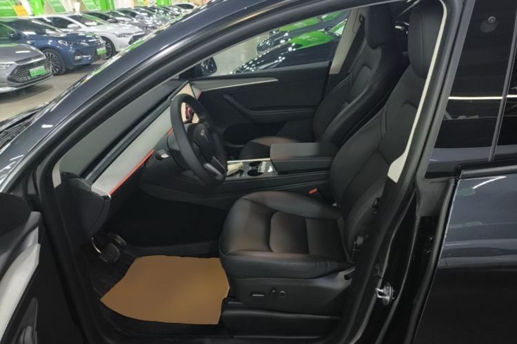 Used Tesla Model Y 2024 Rear-Wheel-Drive Version Left Front Seat