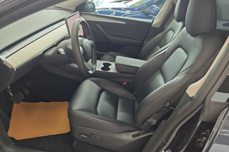 Used Tesla Model Y 2024 Rear-Wheel-Drive Version Left Front Seat