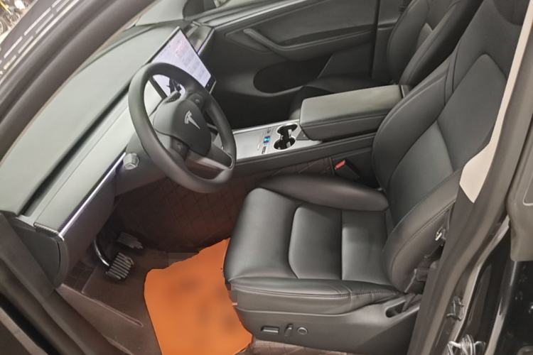 Used Tesla Model Y 2024 Rear-Wheel-Drive Version Left Front Seat