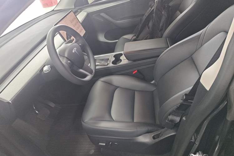 Used Tesla Model Y 2024 Rear-Wheel-Drive Version Left Front Seat