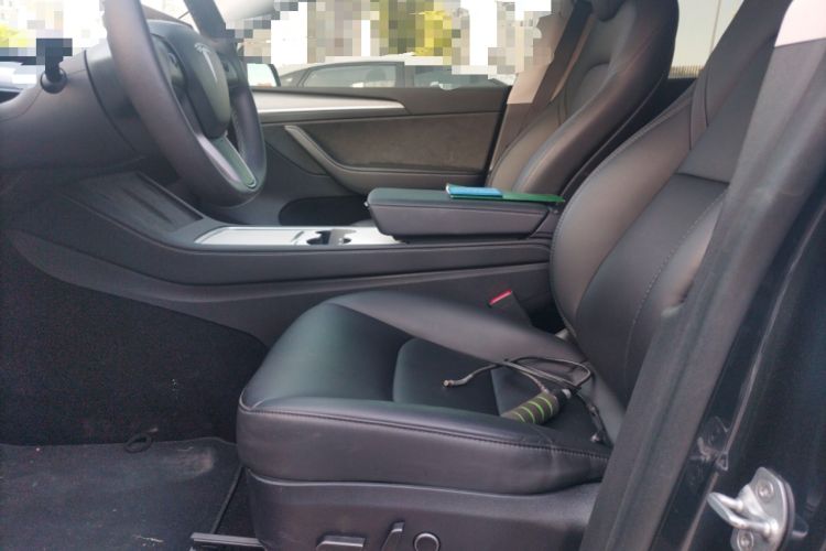 Used Tesla Model Y 2024 Rear-Wheel-Drive Version Left Front Seat