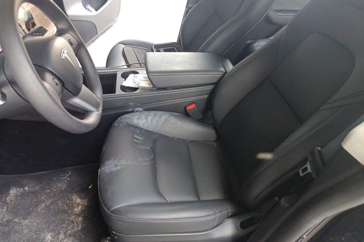 Used Tesla Model Y 2024 Rear-Wheel-Drive Version Left Front Seat