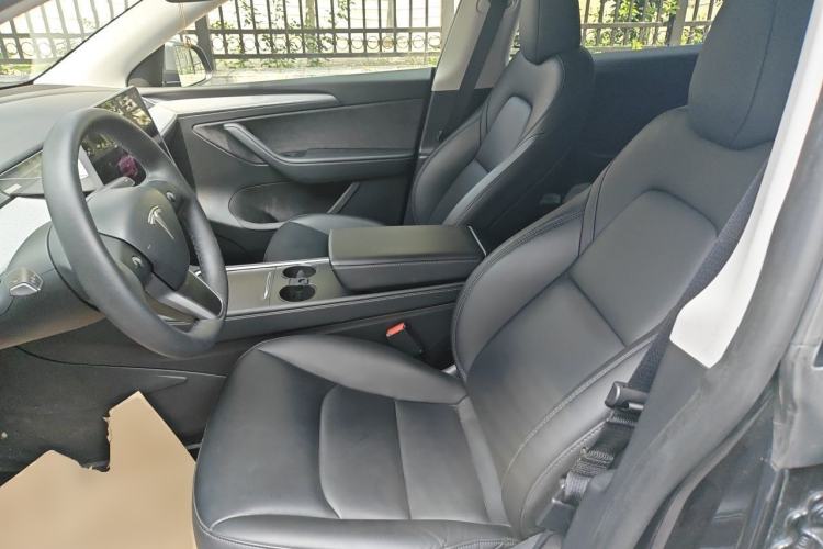 Used Tesla Model Y 2024 Rear-Wheel-Drive Version Left Front Seat