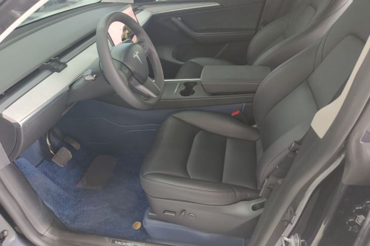Used Tesla Model Y 2024 Rear-Wheel-Drive Version Left Front Seat