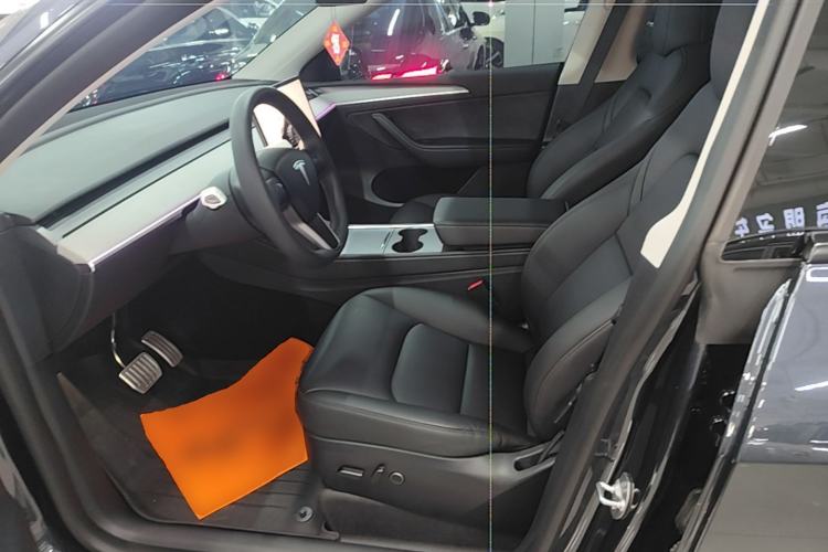 Used Tesla Model Y 2024 Rear-Wheel-Drive Version Left Front Seat