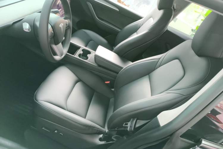 Used Tesla Model Y 2024 Rear-Wheel-Drive Version Left Front Seat