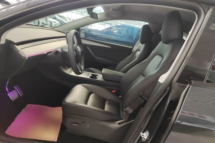 Used Tesla Model Y 2024 Rear-Wheel-Drive Version Left Front Seat