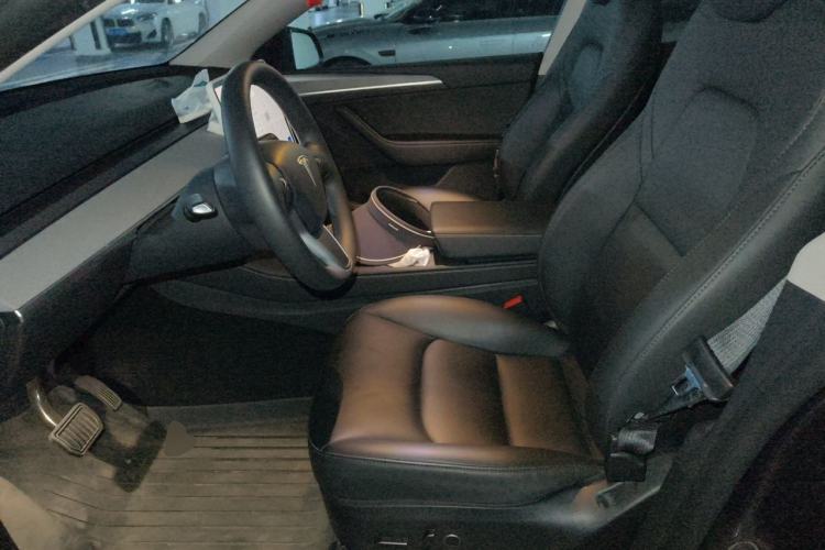 Used Tesla Model Y 2024 Rear-Wheel-Drive Version Left Front Seat