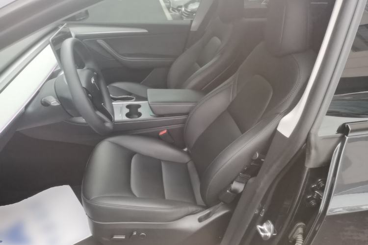 Used Tesla Model Y 2024 Rear-Wheel-Drive Version Left Front Seat