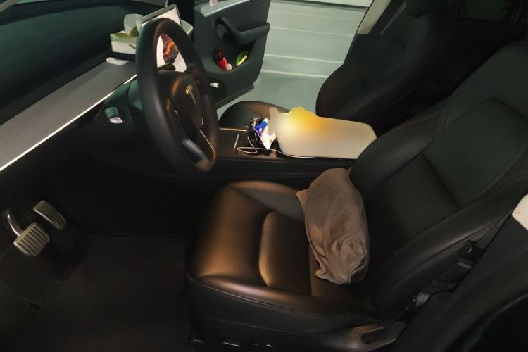 Used Tesla Model Y 2024 Rear-Wheel-Drive Version Left Front Seat