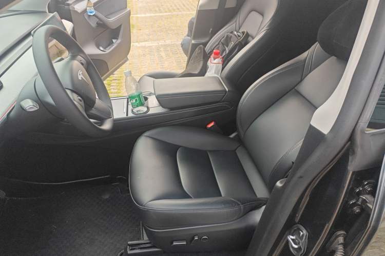 Used Tesla Model Y 2024 Rear-Wheel-Drive Version Left Front Seat