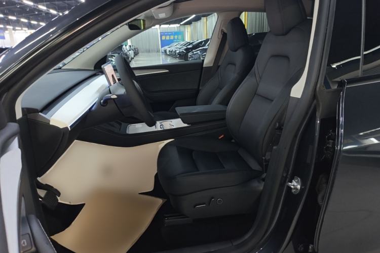 Used Tesla Model Y 2024 Rear-Wheel-Drive Version Left Front Seat