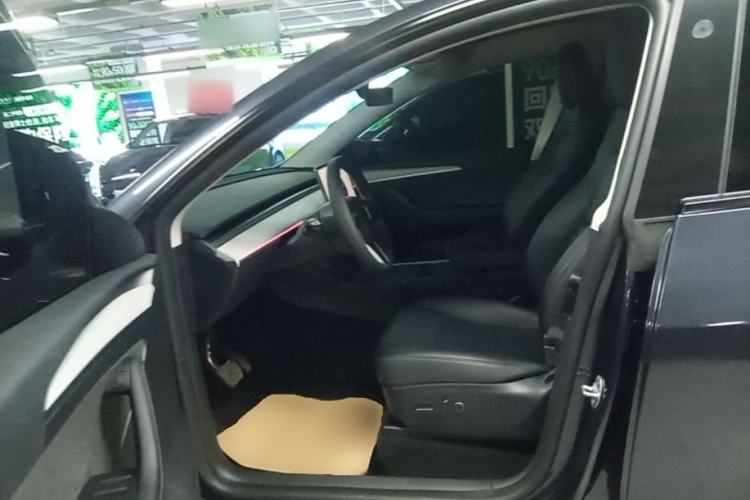 Used Tesla Model Y 2024 Rear-Wheel-Drive Version Left Front Seat