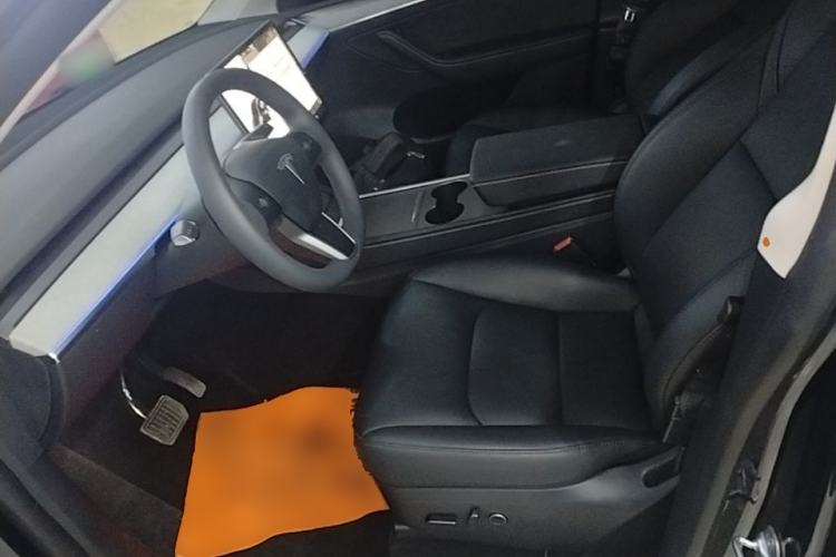 Used Tesla Model Y 2024 Rear-Wheel-Drive Version Left Front Seat