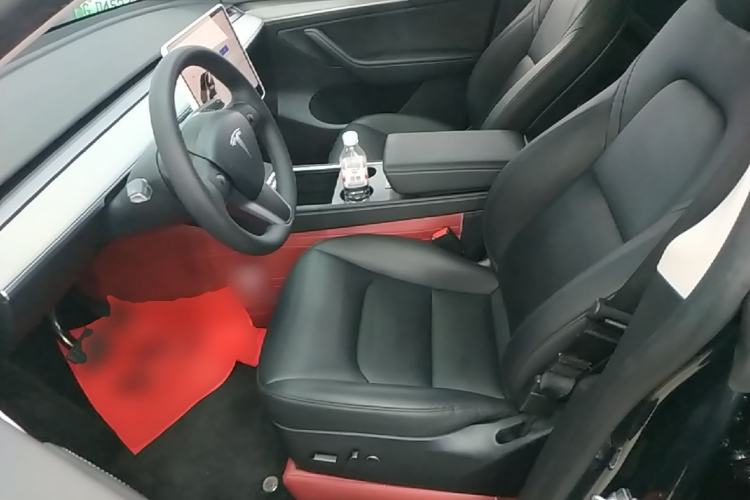 Used Tesla Model Y 2024 Rear-Wheel-Drive Version Left Front Seat