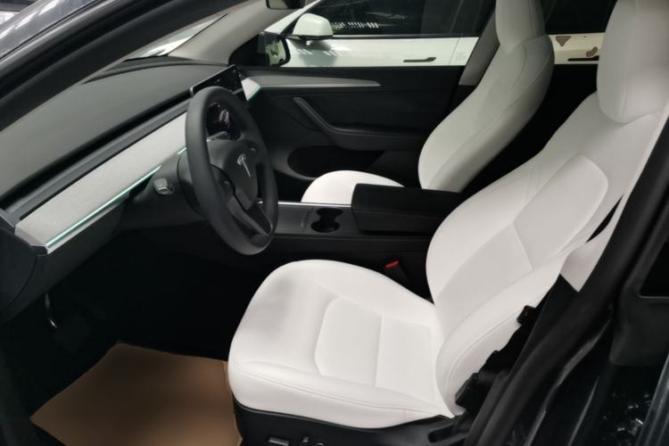 Used Tesla Model Y 2024 Rear-Wheel-Drive Version Left Front Seat