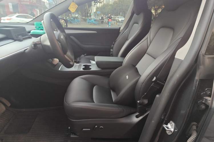 Used Tesla Model Y 2024 Rear-Wheel-Drive Version Left Front Seat