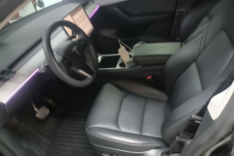 Used Tesla Model Y 2024 Rear-Wheel-Drive Version Left Front Seat
