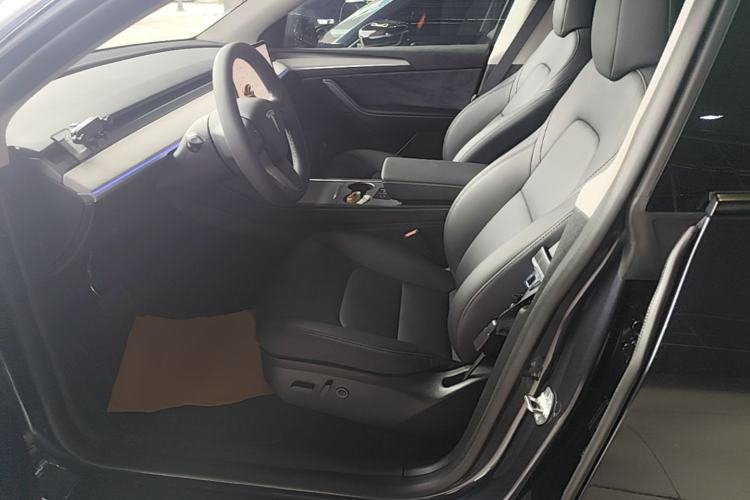Used Tesla Model Y 2024 Rear-Wheel-Drive Version Left Front Seat