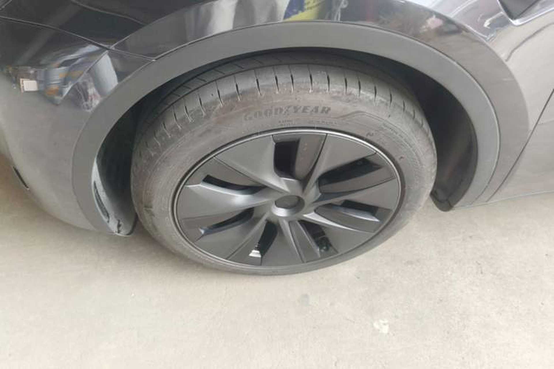 Used Tesla Model Y 2024 Rear-Wheel-Drive Version Left Front Wheel Hub