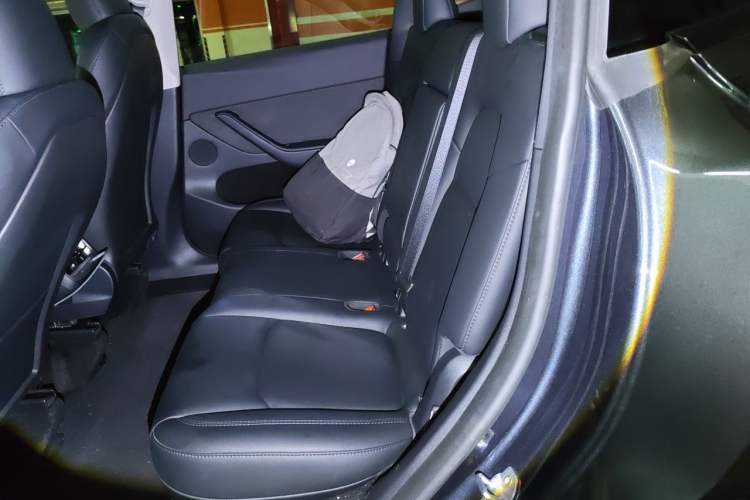 Used Tesla Model Y 2024 Rear-Wheel-Drive Version Left Rear Seat