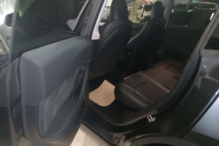 Used Tesla Model Y 2024 Rear-Wheel-Drive Version Left Rear Seat