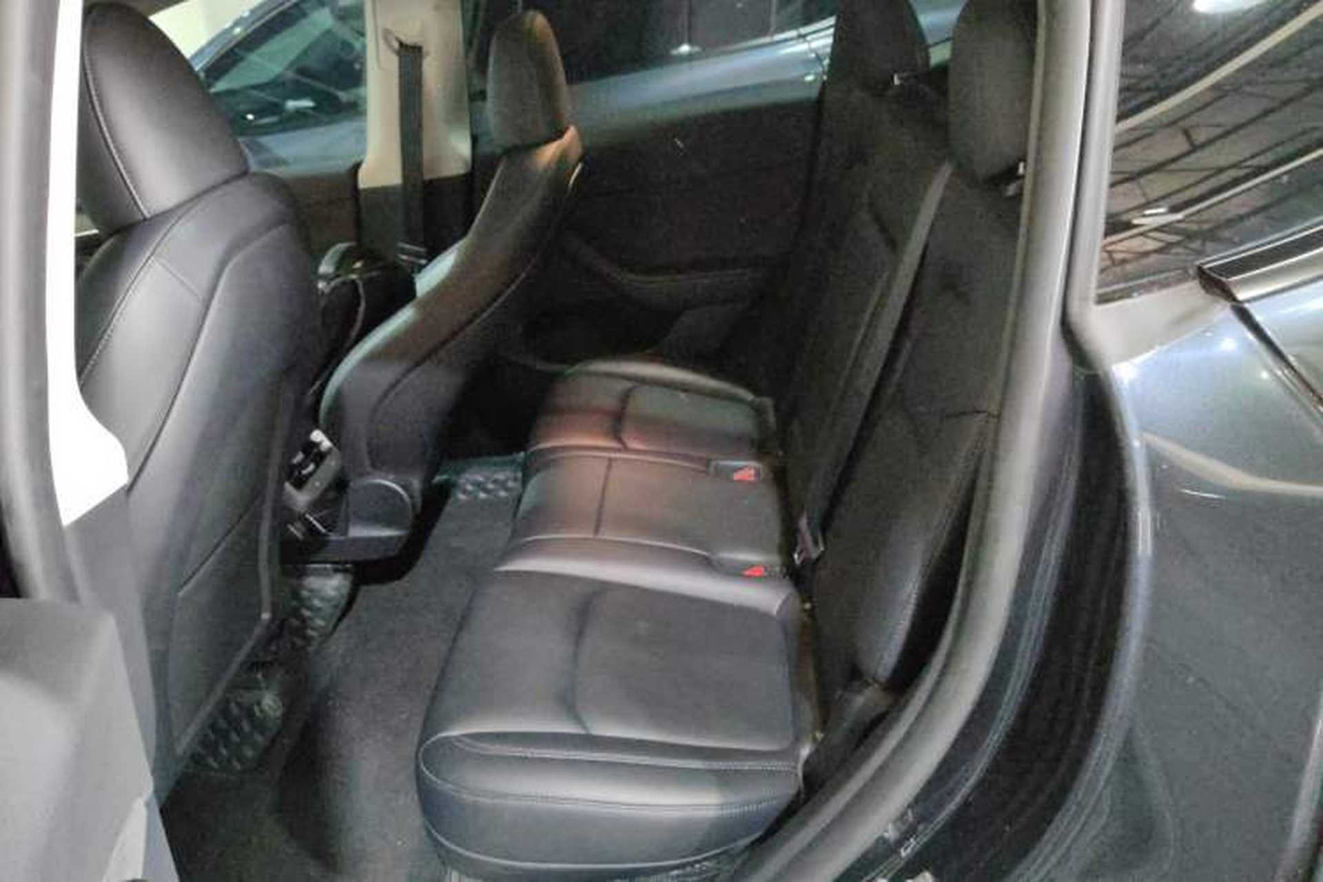 Used Tesla Model Y 2024 Rear-Wheel-Drive Version Left Rear Seat