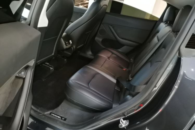 Used Tesla Model Y 2024 Rear-Wheel-Drive Version Left Rear Seat