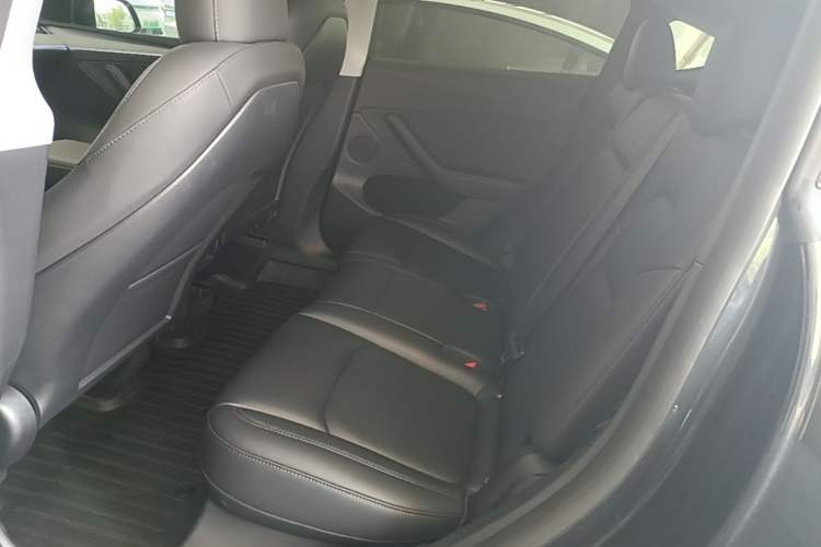 Used Tesla Model Y 2024 Rear-Wheel-Drive Version Left Rear Seat