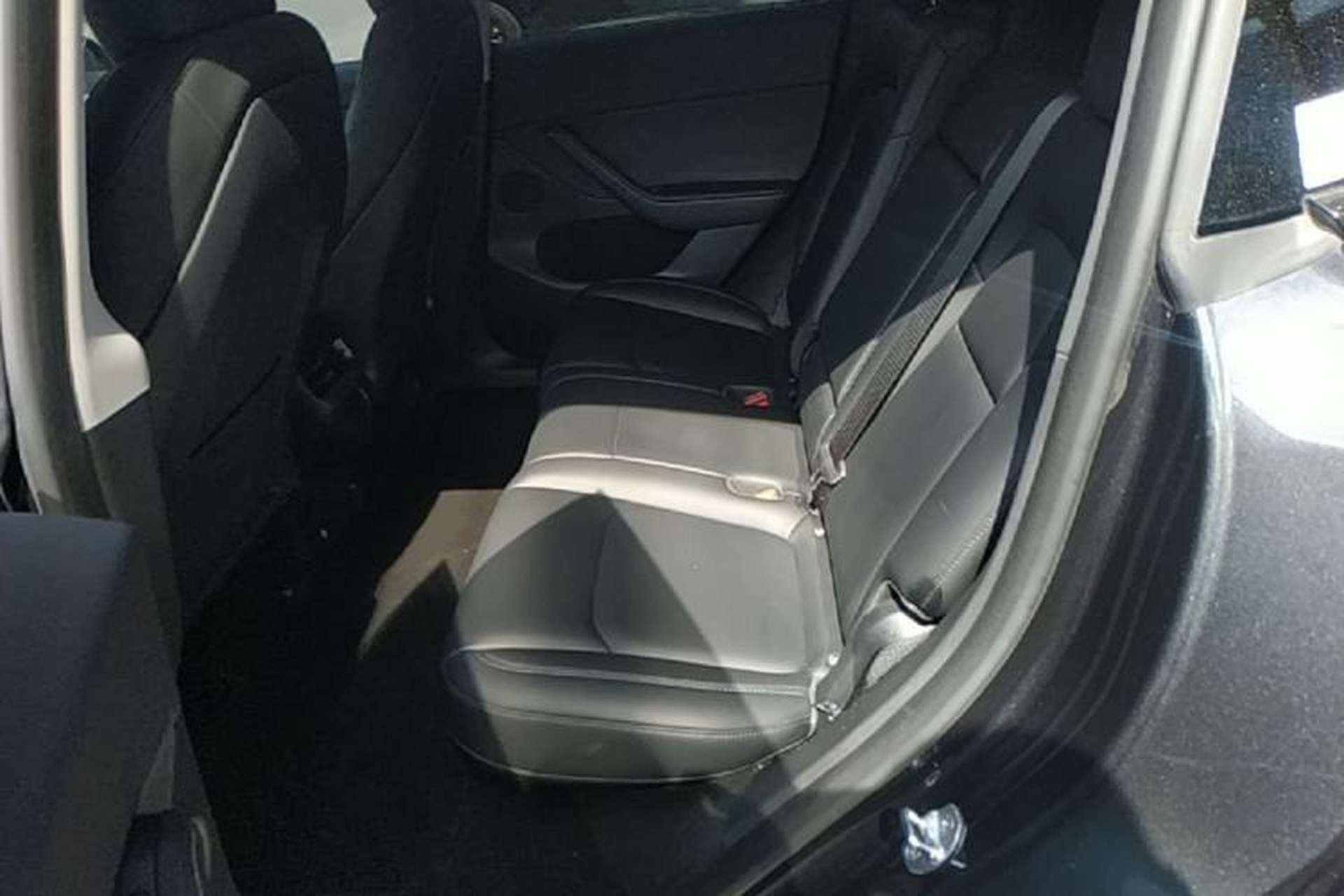 Used Tesla Model Y 2024 Rear-Wheel-Drive Version Left Rear Seat
