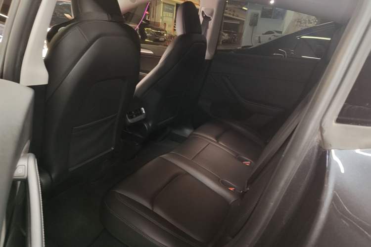 Used Tesla Model Y 2024 Rear-Wheel-Drive Version Left Rear Seat