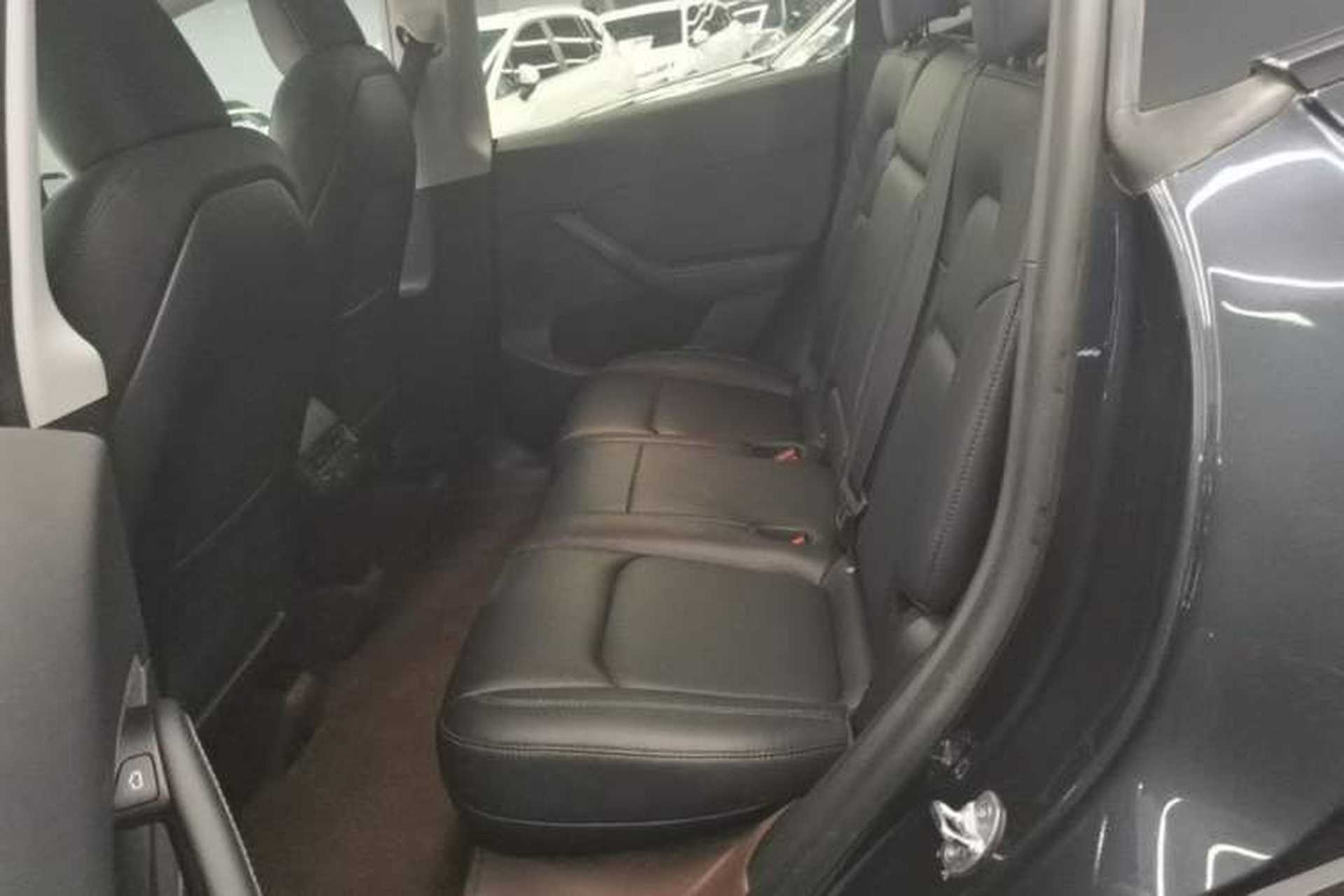 Used Tesla Model Y 2024 Rear-Wheel-Drive Version Left Rear Seat