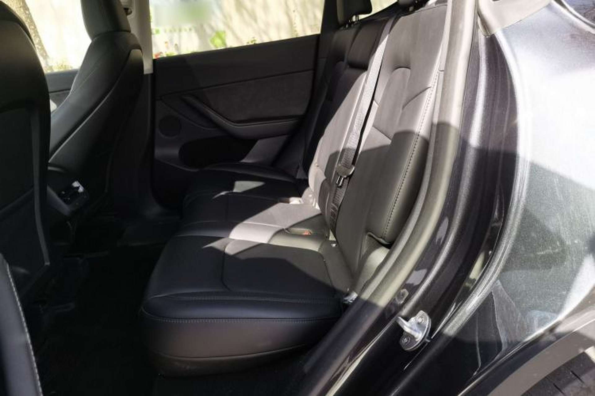 Used Tesla Model Y 2024 Rear-Wheel-Drive Version Left Rear Seat