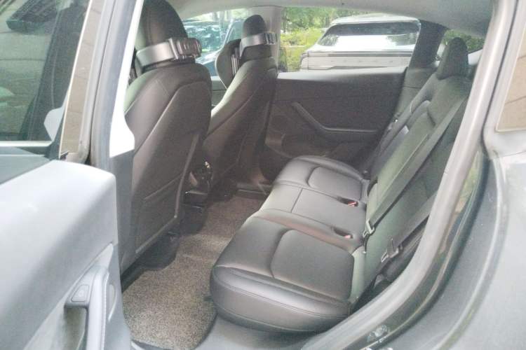 Used Tesla Model Y 2024 Rear-Wheel-Drive Version Left Rear Seat