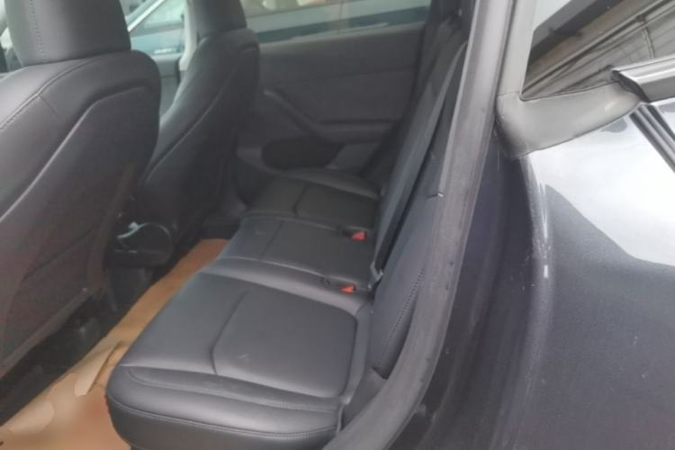 Used Tesla Model Y 2024 Rear-Wheel-Drive Version Left Rear Seat