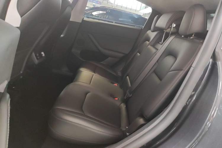 Used Tesla Model Y 2024 Rear-Wheel-Drive Version Left Rear Seat