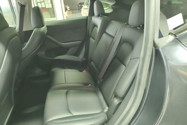 Used Tesla Model Y 2024 Rear-Wheel-Drive Version Left Rear Seat