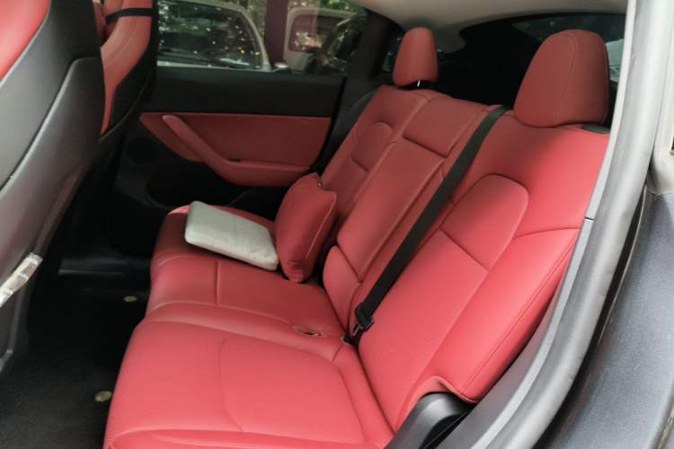 Used Tesla Model Y 2024 Rear-Wheel-Drive Version Left Rear Seat