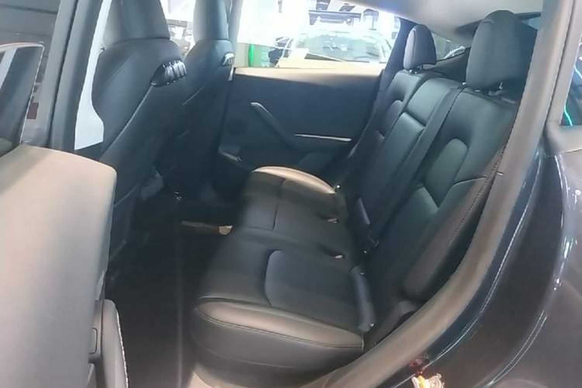 Used Tesla Model Y 2024 Rear-Wheel-Drive Version Left Rear Seat