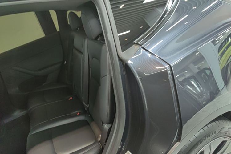 Used Tesla Model Y 2024 Rear-Wheel-Drive Version Left Rear Seat