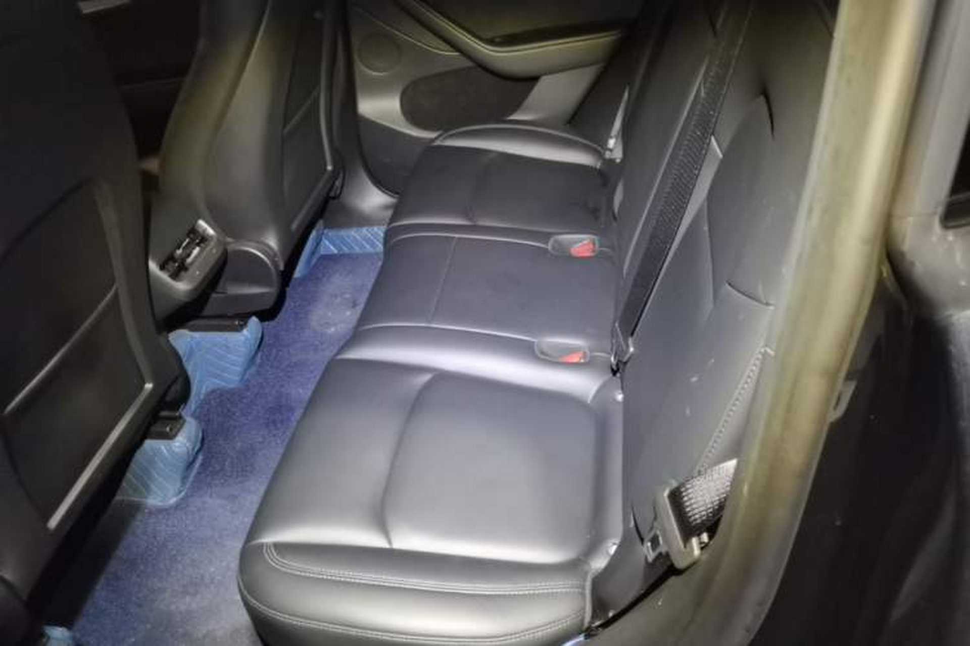Used Tesla Model Y 2024 Long-Range All-Wheel-Drive Version Left Rear Seat